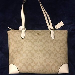 Beautiful Coach Handbag NWT